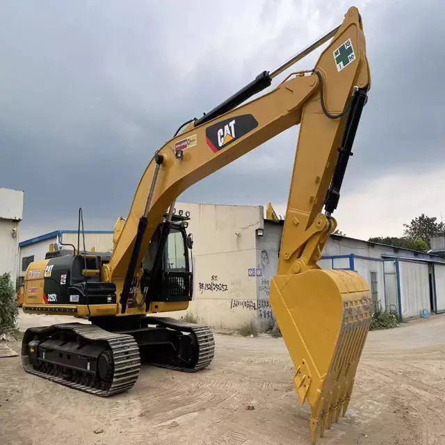 CAT 325DL Digunakan CAT Excavator Mesin Pemindah Tanah CAT 320 320D Excavator