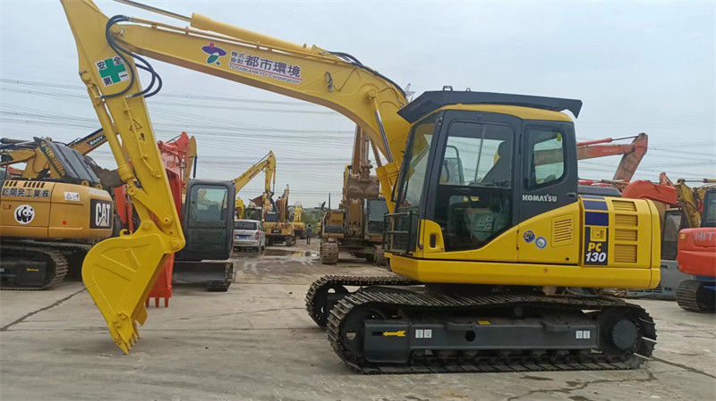 Ekskavator Komatsu PC130 Ekskavator Bekas Komatsu PC130 Bekas 13 Ton