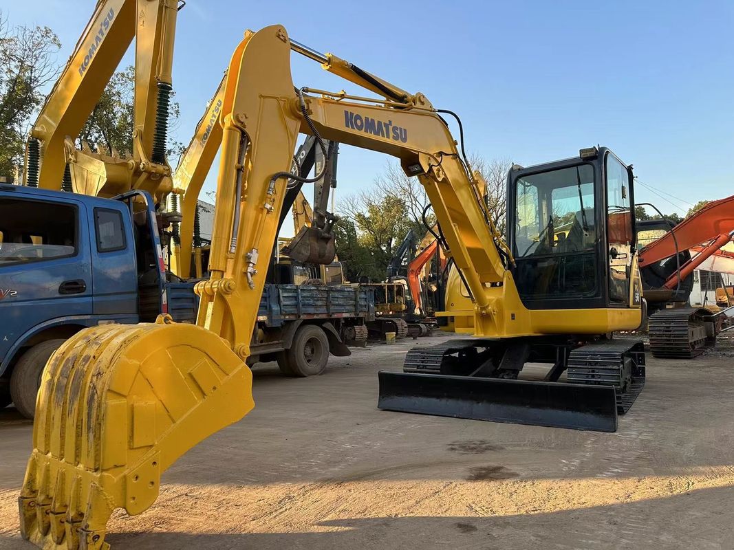 Komatsu PC56-7 bekas mini excavator 5 ton Komatsu excavator dalam kondisi baik
