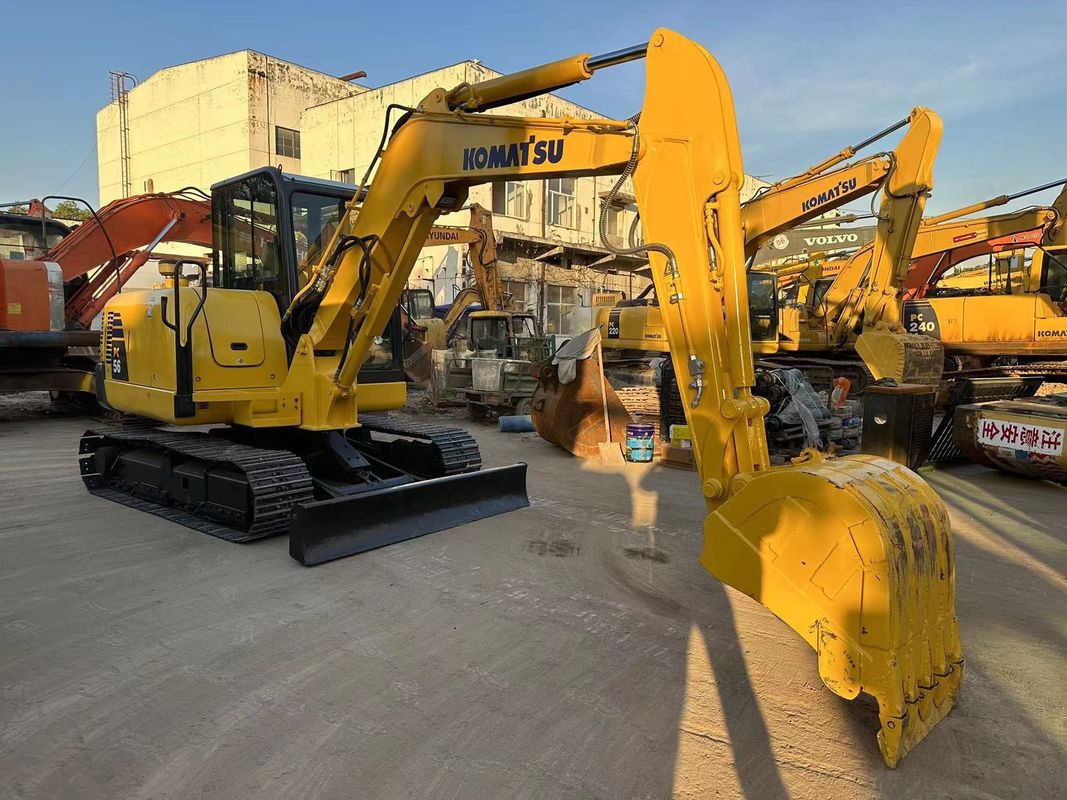 Komatsu PC56-7 bekas mini excavator 5 ton Komatsu excavator dalam kondisi baik