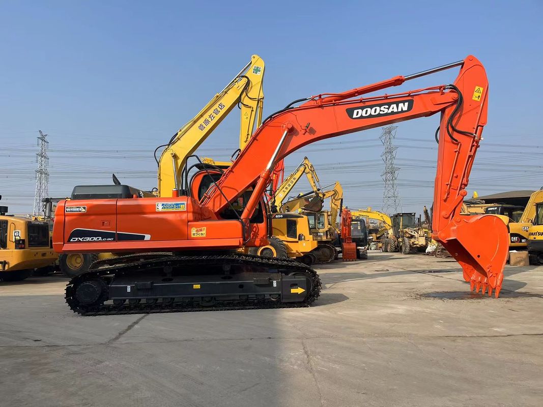 Digunakan Original Doosan Excavator DX300LC-9C 30 Ton Medium Digunakan Excavator Doosan 300 Peralatan Berat