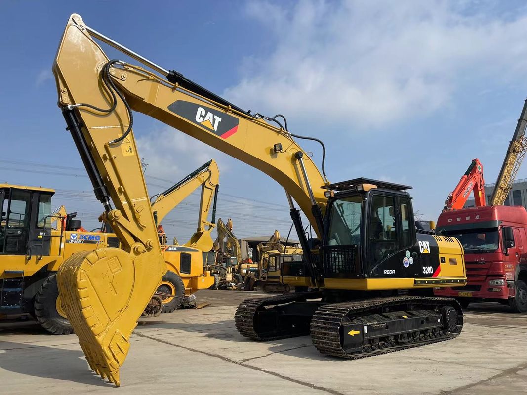 Digunakan Caterpillar 320D Excavator Dengan Injeksi 3066 Mesin 20 Ton Medium CAT 320 Excavator