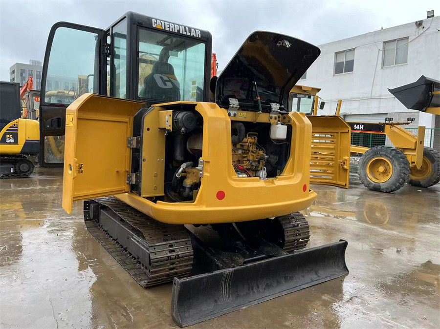 Penggali kecil CAT 305.5E2 Excavator hidraulik bekas Berat 5 ton dengan pisau