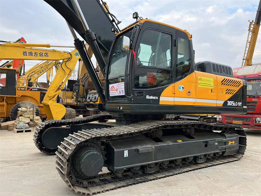 Low Hours 2020 Hyundai 305LC 9T Excavator Dengan Dan 1.38 M3 Referensi Ember Kapasitas