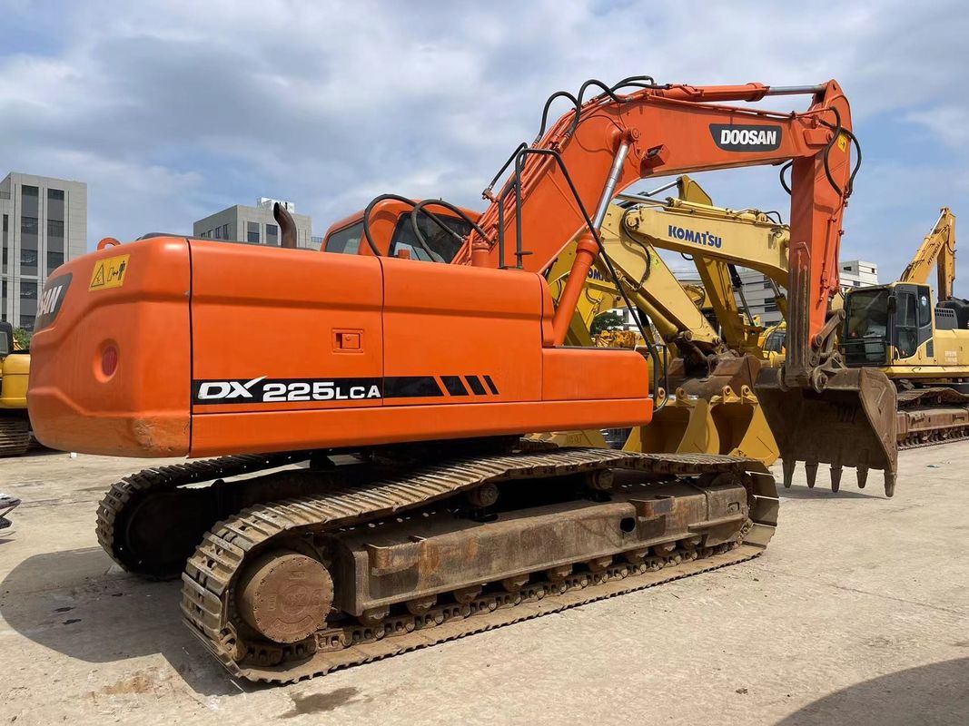 Temukan pasangan sempurna Anda Digunakan Doosan DX225LCA 22 Ton Excavator dalam kondisi yang sangat baik
