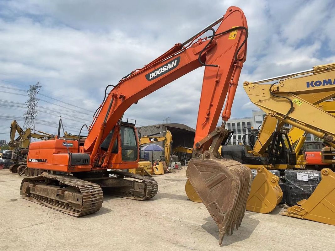 Temukan pasangan sempurna Anda Digunakan Doosan DX225LCA 22 Ton Excavator dalam kondisi yang sangat baik