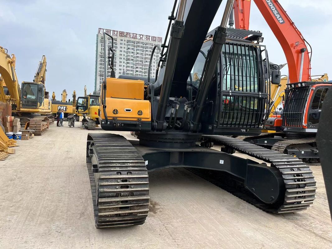 330LC-9S Digunakan Excavator 210 KW Daya Mesin Untuk Operasi Lemes Dan Cepat