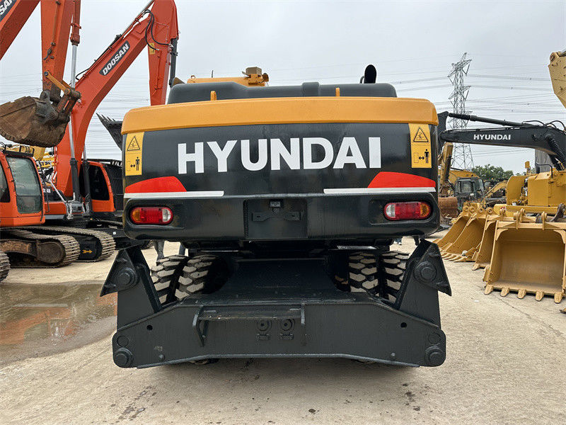 Diperbaiki Digunakan Hyundai R210W-9 Roda Excavator Digunakan Hyundai 21 Ton 210 Roda Excavator
