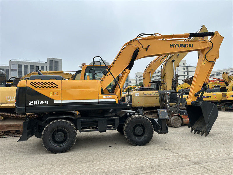 Diperbaiki Digunakan Hyundai R210W-9 Roda Excavator Digunakan Hyundai 21 Ton 210 Roda Excavator