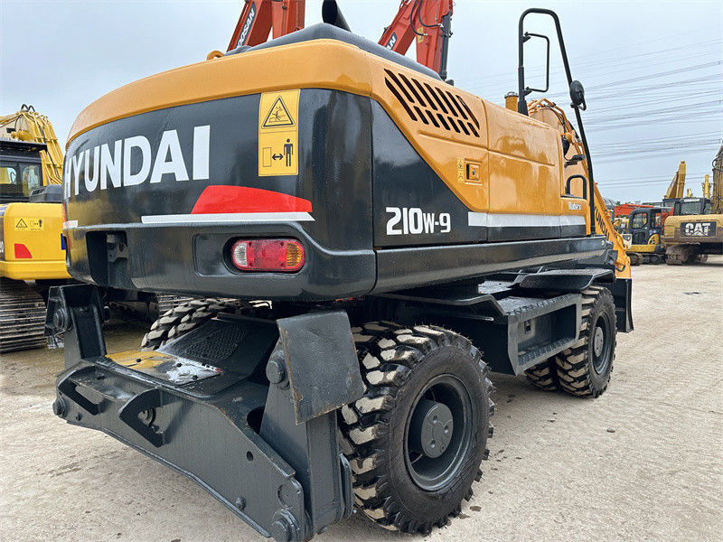 Diperbaiki Digunakan Hyundai R210W-9 Roda Excavator Digunakan Hyundai 21 Ton 210 Roda Excavator
