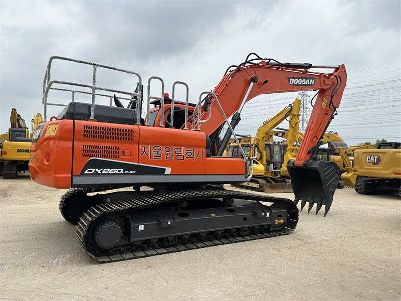 180 KW Mesin Daya Doosan DX260 Digunakan Excavators Dengan 1.2 M3 Bucket Kapasitas