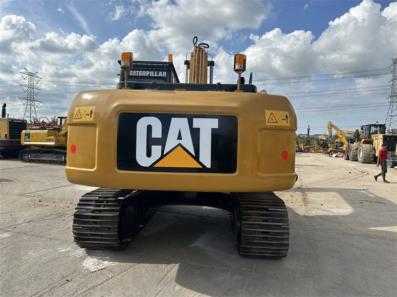 Cat Excavator Cat 320D Excavator yang digunakan dengan kapasitas ember 1 M3