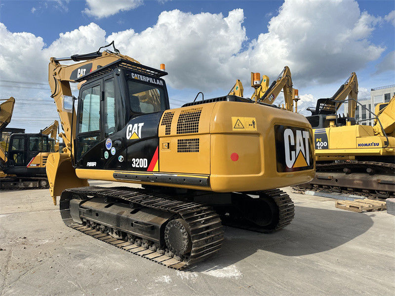 Cat Excavator Cat 320D Excavator yang digunakan dengan kapasitas ember 1 M3