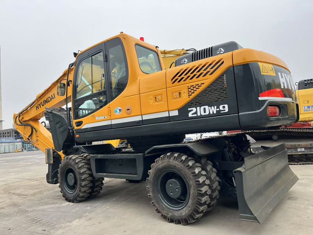 Bergerak Tipe Digunakan Hyundai R210W-9 Roda Excavator 21 Ton Digunakan Hyundai Roda Excavator