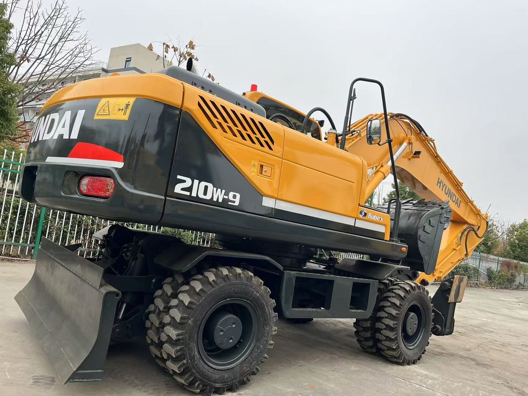 Bergerak Tipe Digunakan Hyundai R210W-9 Roda Excavator 21 Ton Digunakan Hyundai Roda Excavator