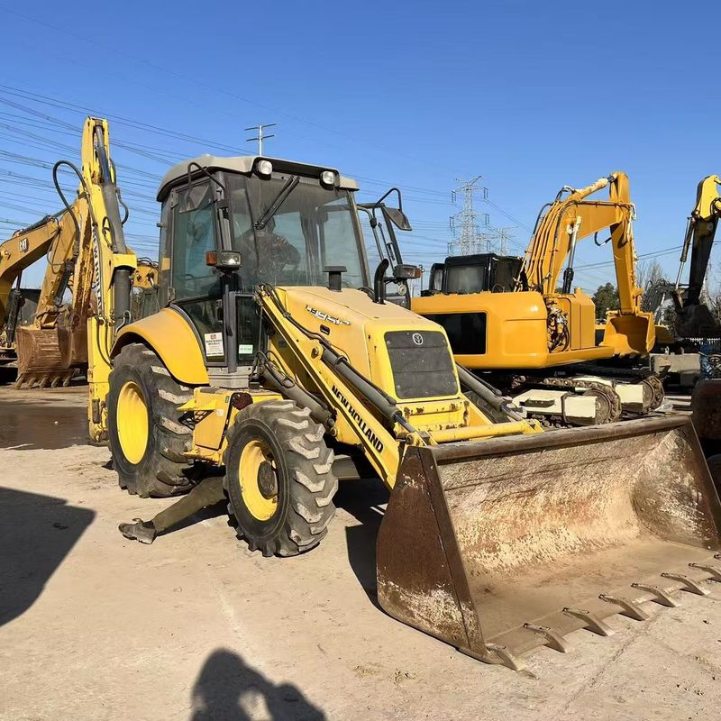 Warna Asli New Holland LB85 Backhoe Loader 4 Wheel Drive dalam kondisi baik