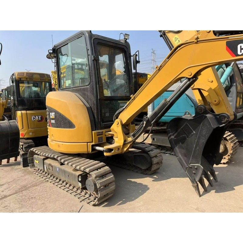 Digunakan Excavator CAT 303E Kecil Untuk Situs Konstruksi Kecil Dan Ruang Sempit