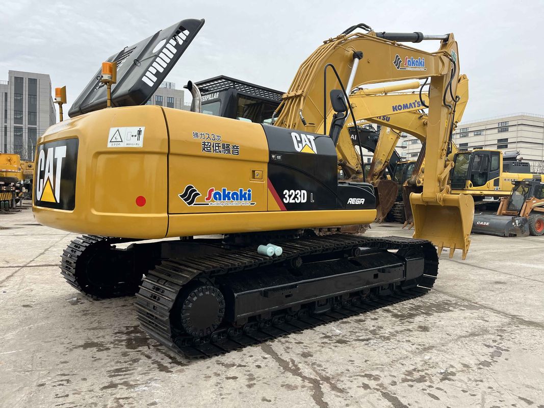Digunakan CAT 323DL Crawler Excavator Untuk Konstruksi Bergerak Tipe