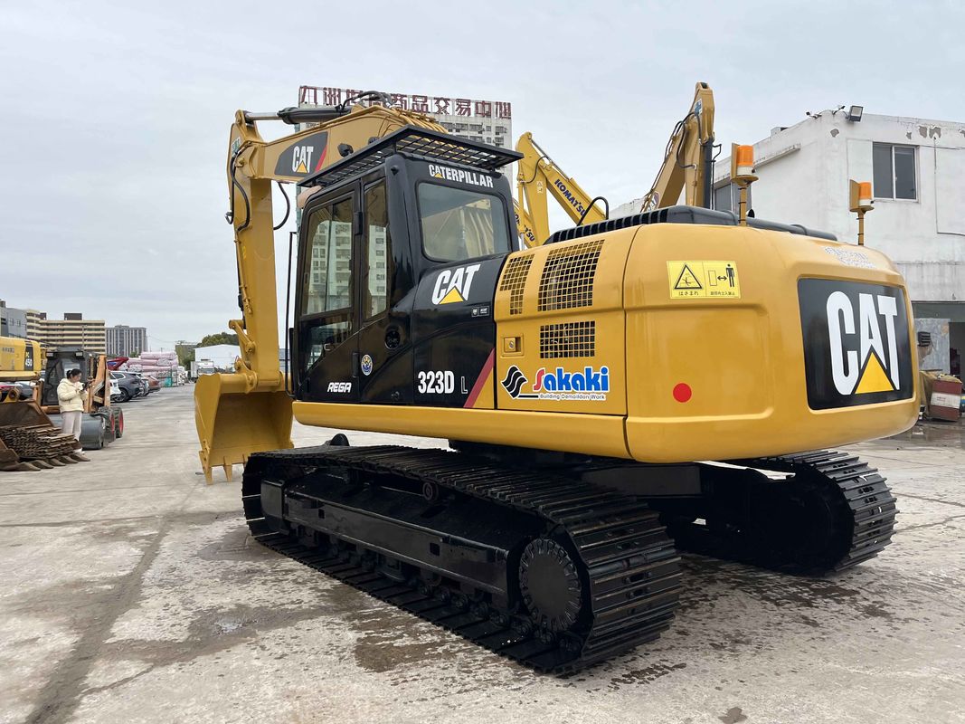 Digunakan CAT 323DL Crawler Excavator Untuk Konstruksi Bergerak Tipe