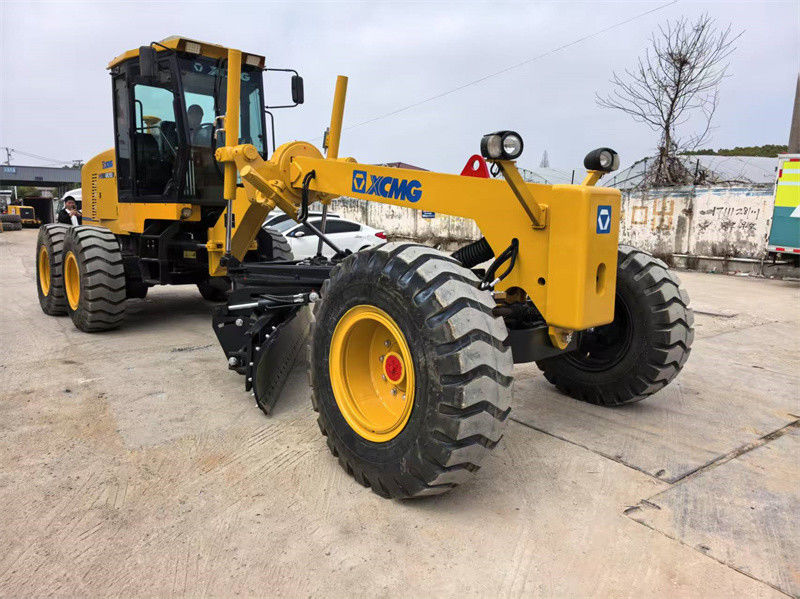 Digunakan XCMG GR2153 Motor Grader China Brand XCMG Grader Peralatan Konstruksi