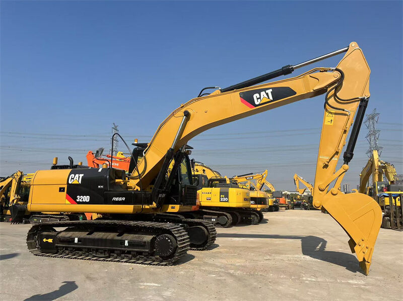 Digunakan Caterpillar 320D Excavator dengan Caterpillar C6.4 Engine dan 1.2m3 Ember Kapasitas untuk Heavy-Duty Konstruksi