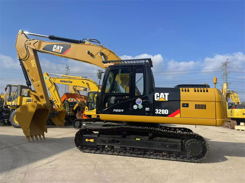 Digunakan Caterpillar 320D Excavator dengan Caterpillar C6.4 Engine dan 1.2m3 Ember Kapasitas untuk Heavy-Duty Konstruksi