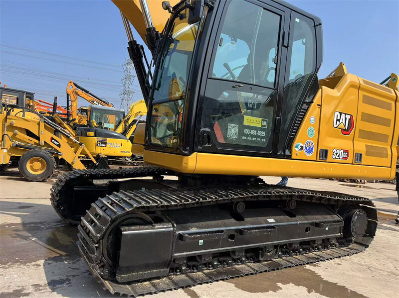 Digunakan Caterpillar Excavator model 320GC dirancang untuk memberikan konsumsi bahan bakar yang lebih rendah dan umur layanan yang lebih lama untuk pelaksanaan proyek