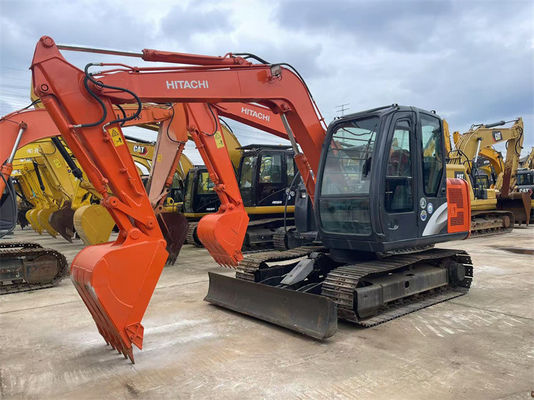 Digunakan Jepang Excavator Hitachi ZX70 dengan Blade untuk Proyek Konstruksi